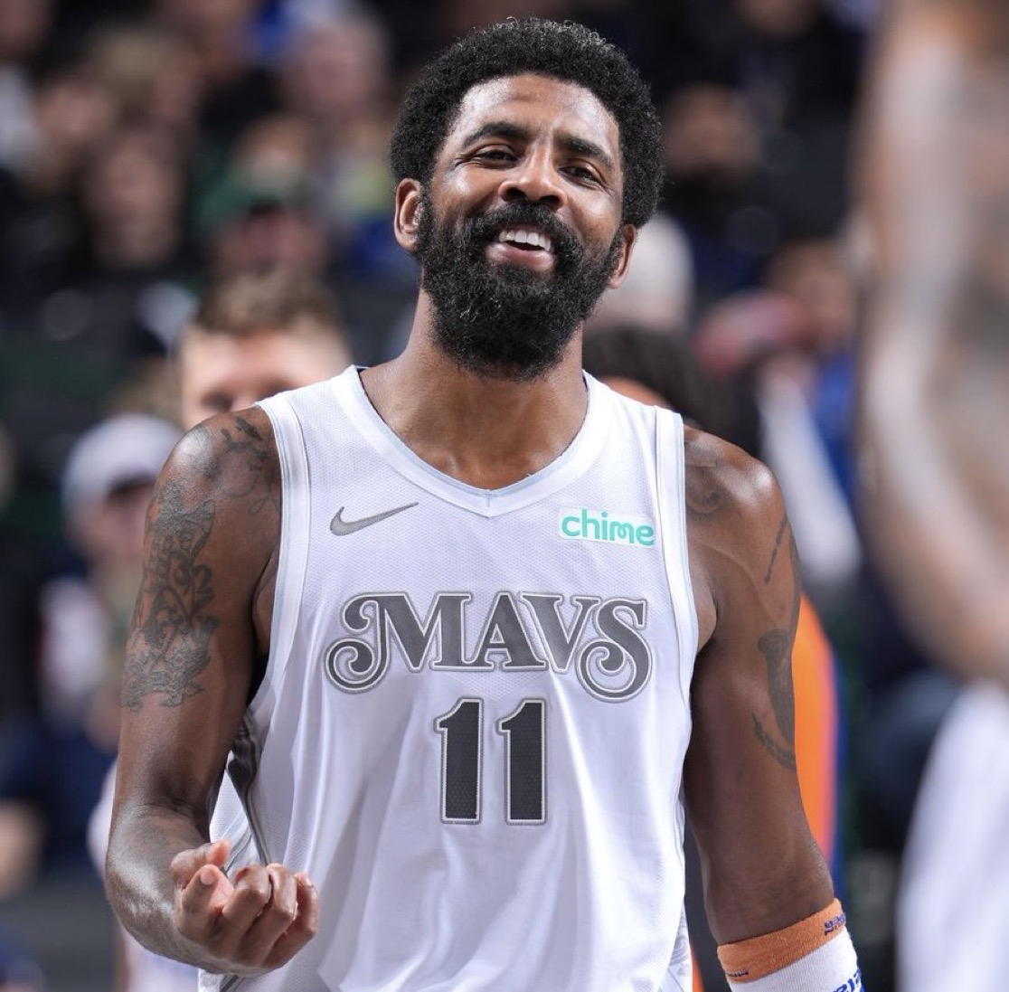 在中前场自 在中前场自